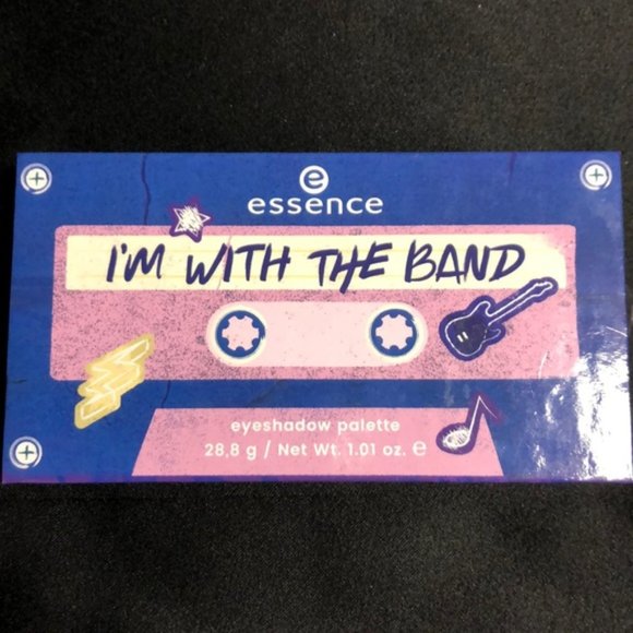 ESSENCE Eyeshadow Palettes. New! - Picture 6 of 10